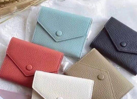 Embossed short snap wallet